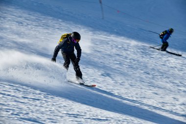 Snowboard ve kış sporları. Breckenridge, Colorado İmparatorluk Bowling sahasında güneşli bir günde.