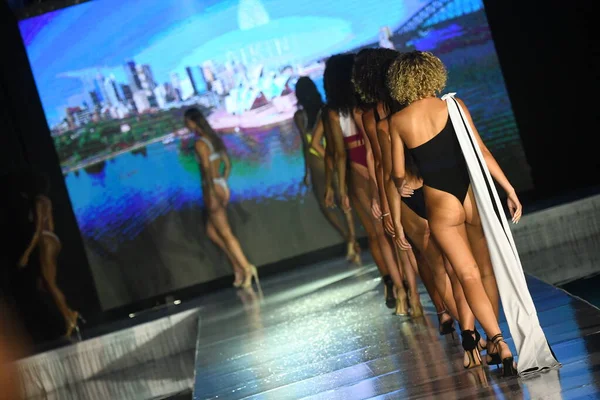 Miami Beach Florida July Models Walk Runway Finale Bikini Beach — Stock Photo, Image