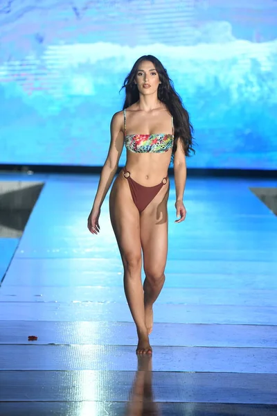 Miami Beach Florida July Model Walk Breezy Swimwwear Show Miami — 스톡 사진