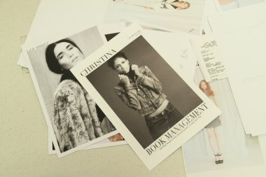 Victor de Souza sunumu için kompakt modeller