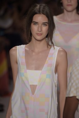 mara pist modelleri yürümek hoffman 2015 ilkbahar-yaz koleksiyonu