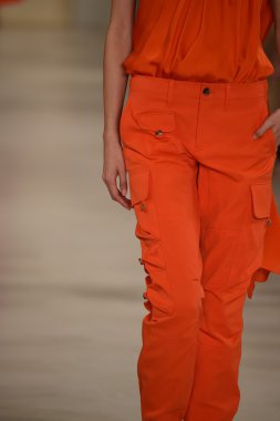 modeli pist yürür, ralph lauren defile