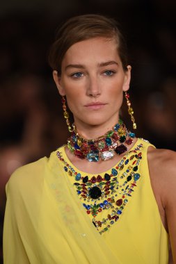 modeli pist yürür, ralph lauren defile