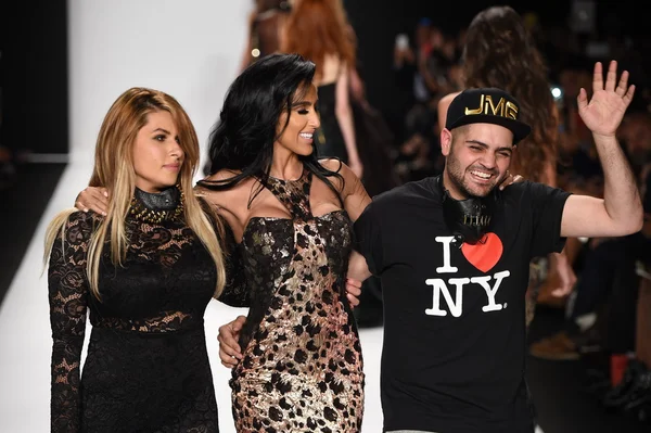 Models and Michael Costello at MTCostello Spring Summer 2015 presentation — Stock Photo, Image