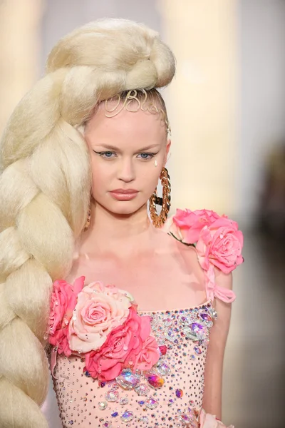 Model walks the runway finale during The Blonds 2015 fashion show — Stock Photo, Image