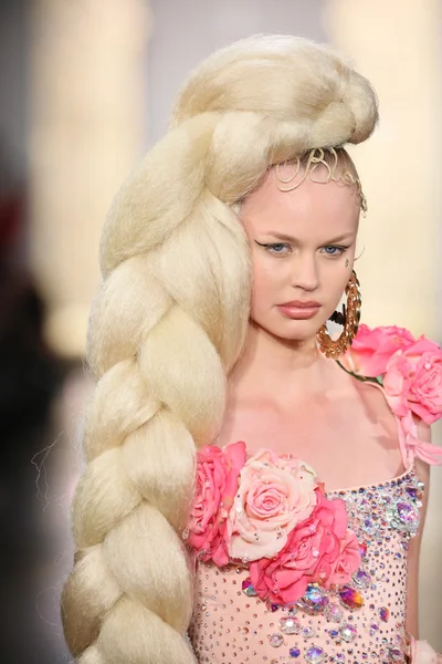 Model walks the runway finale during The Blonds 2015 fashion show — Stock Photo, Image