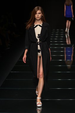 modeli pist yürür sırasında önizleme göster