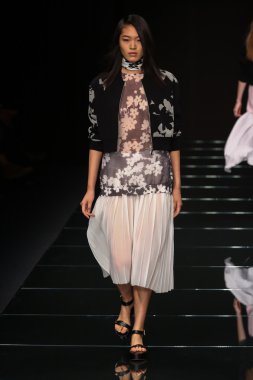 modeli pist yürür sırasında önizleme göster