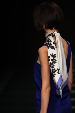 modeli pist yürür sırasında önizleme göster