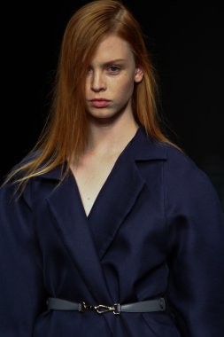 modeli pist yürür sırasında önizleme göster