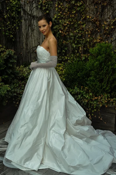 Justina McCaffrey Spring 2015 Bridal collection show — Stock Photo, Image