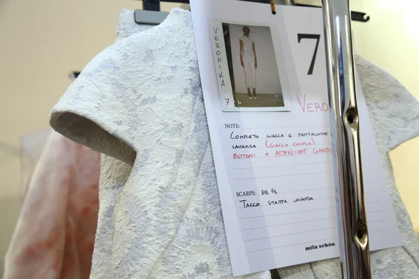 Detalhes durante o Mila Schon nos bastidores — Fotografia de Stock