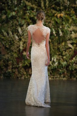 Claire Pettibone Güz 2015 Gelin Koleksiyonu gösteri