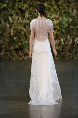Claire Pettibone Güz 2015 Gelin Koleksiyonu gösteri