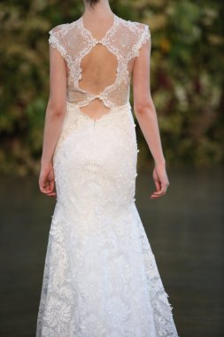 Claire Pettibone Güz 2015 Gelin Koleksiyonu gösteri