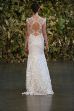Claire Pettibone Güz 2015 Gelin Koleksiyonu gösteri