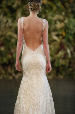 Claire Pettibone Güz 2015 Gelin Koleksiyonu gösteri