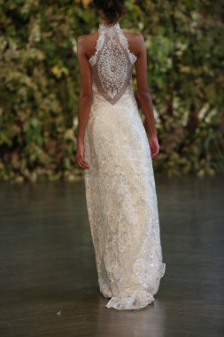 Claire Pettibone Güz 2015 Gelin Koleksiyonu gösteri