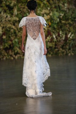 Claire Pettibone Güz 2015 Gelin Koleksiyonu gösteri