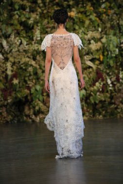 Claire Pettibone Güz 2015 Gelin Koleksiyonu gösteri