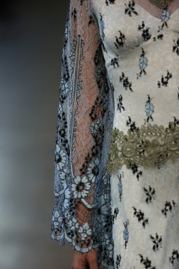 Claire Pettibone Güz 2015 Gelin Koleksiyonu gösteri