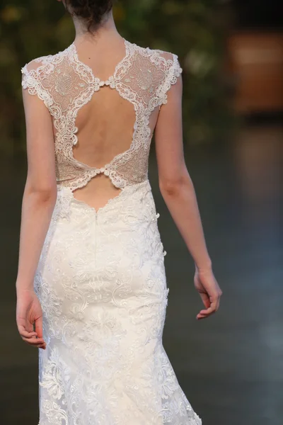 Claire Pettibone πτώση 2015 Bridal συλλογή Εμφάνιση — Φωτογραφία Αρχείου