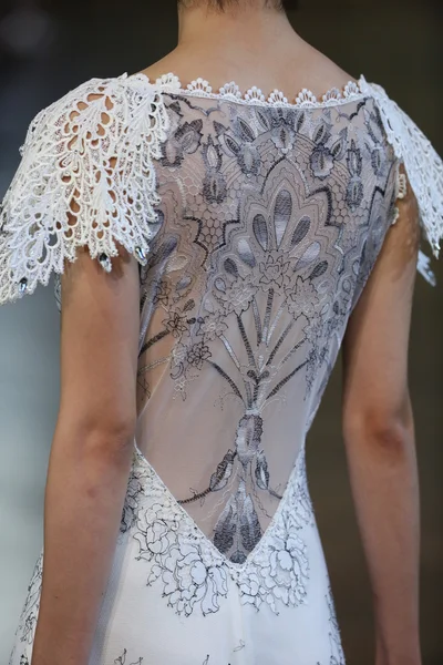 Claire Pettibone jesienią 2015 Bridal Collection Pokaż — Zdjęcie stockowe