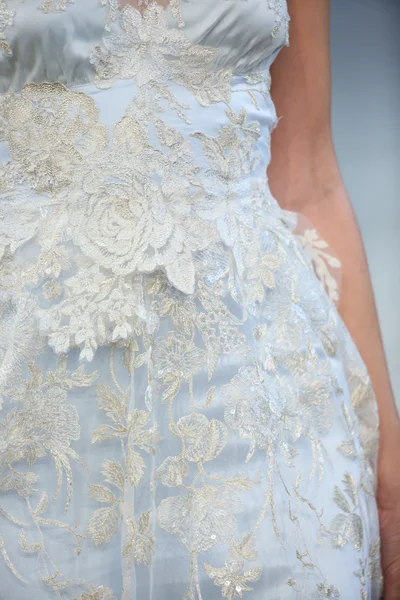 Claire pettibone Herbst 2015 Brautkollektion zeigen — Stockfoto