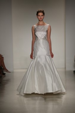 Anne Barge Güz 2015 Gelin Koleksiyonu göster