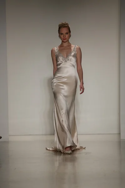 Anne Barge Automne 2015 Mariage Collection Show — Photo