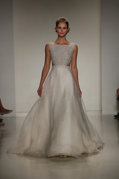 Anne Barge Automne 2015 Mariage Collection Show — Photo