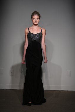 Anna Maier, Ulla Maija Couture sonbahar 2014 gelinlik koleksiyonu gösteri