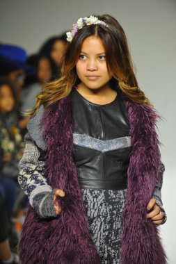 Tasarımcısı Cory Paglinco