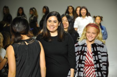 Tasarımcısı Danielle Molina