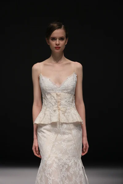 Jenny Lee Autunno 2015 Mostra collezione sposa — Foto Stock