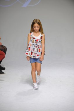 ARIA çocuk giyim önizleme