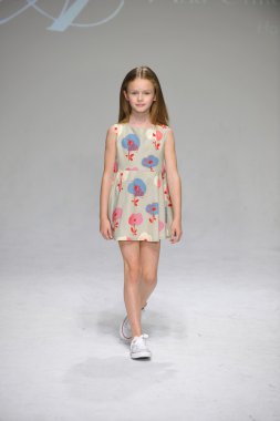 ARIA çocuk giyim önizleme