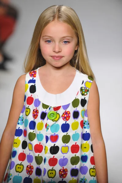 Aria Children's Clothing preview — Stock Photo, Image