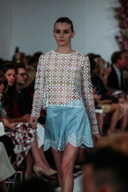 Oscar De La Renta defile Mercedes-Benz Moda Haftası sırasında