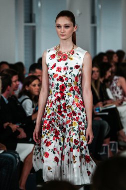 Oscar De La Renta defile Mercedes-Benz Moda Haftası sırasında