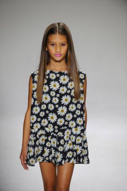 Bonnie Young önizleme petite geçit töreni çocuklar moda haftası