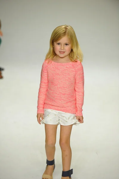 Chloe preview à la petite PARADE Kids Fashion Week — Photo
