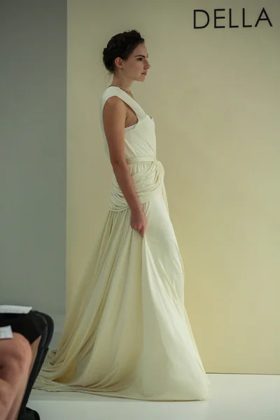 Della Giovanna Bridal Runway Show — Stock Photo, Image