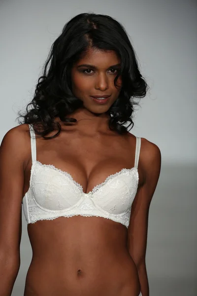 Intimo Bradelis New York collezione Primavera 2015 — Foto Stock