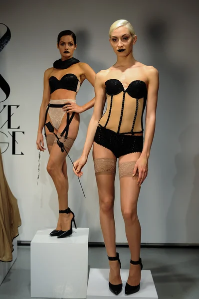 Love Cage Spring 2015 lingerie presentation — Stock Photo, Image