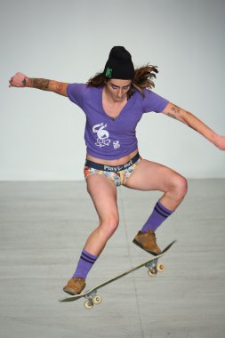 Oyun dışarı bahar 2015 iç çamaşırı koleksiyonu