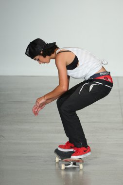 Oyun dışarı bahar 2015 iç çamaşırı koleksiyonu