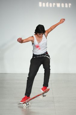 Oyun dışarı bahar 2015 iç çamaşırı koleksiyonu