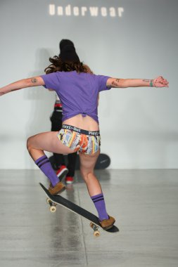 Oyun dışarı bahar 2015 iç çamaşırı koleksiyonu