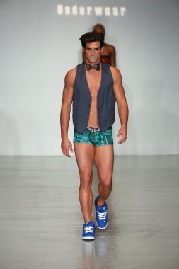 Oyun dışarı bahar 2015 iç çamaşırı koleksiyonu